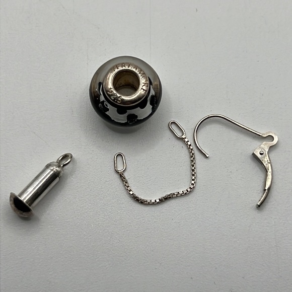 PERLAMORE CHANGEABLE GLASS BEAD AND STERLING SILVER EARRINGS - Picture 2 of 5